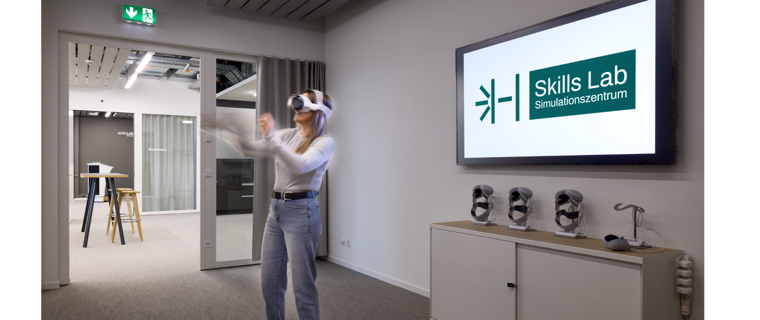 VR-Header