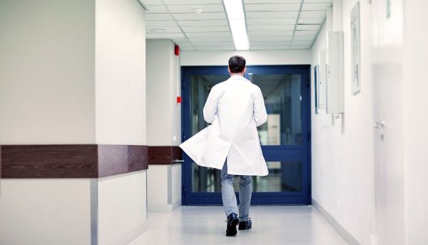 Universitätsspital Basel reduziert die Arbeitszeit der Assistenzärztinnen und Assistenzärzte  