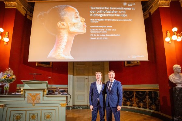 Internationales Filmteam von Bambu Lab besucht das 3D Print Lab des Universitätsspitals Basel