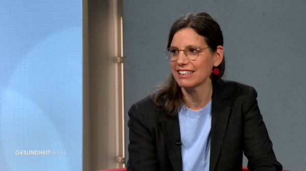 Die Bauchspeicheldrüse übernimmt im Körper zahlreiche lebenswichtige Aufgaben, wird jedoch oft erst wahrgenommen, wenn Beschwerden auftreten oder bei einer Untersuchung zufällig Veränderungen entdeckt werden. Gerade Zysten oder Erkrankungen wie Bauchspeicheldrüsenkrebs werfen viele Fragen auf. Umso wichtiger ist es, die Funktionen dieses Organs und moderne Behandlungsmöglichkeiten zu verstehen. 